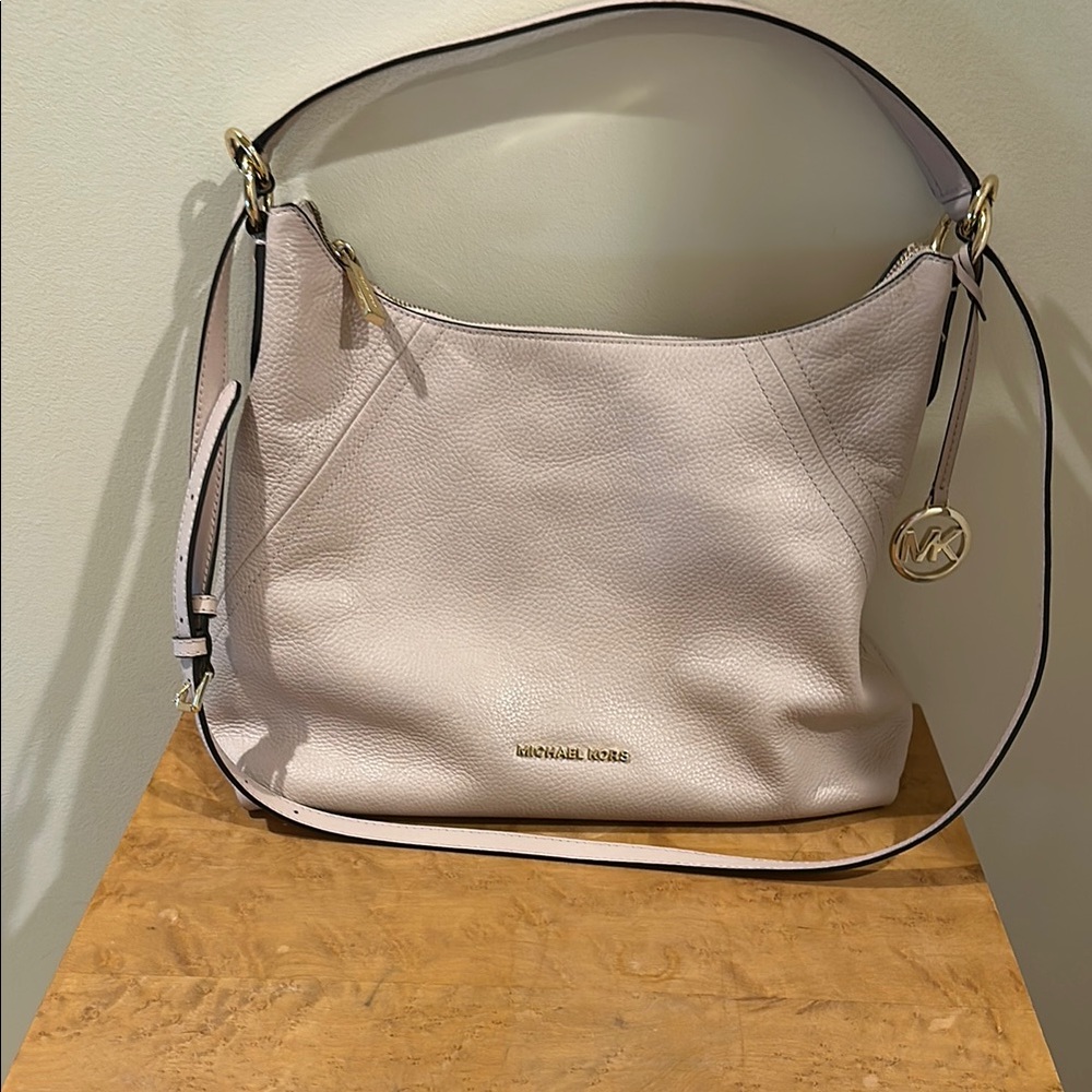 Michael Kors Light Pink Shoulder Bag